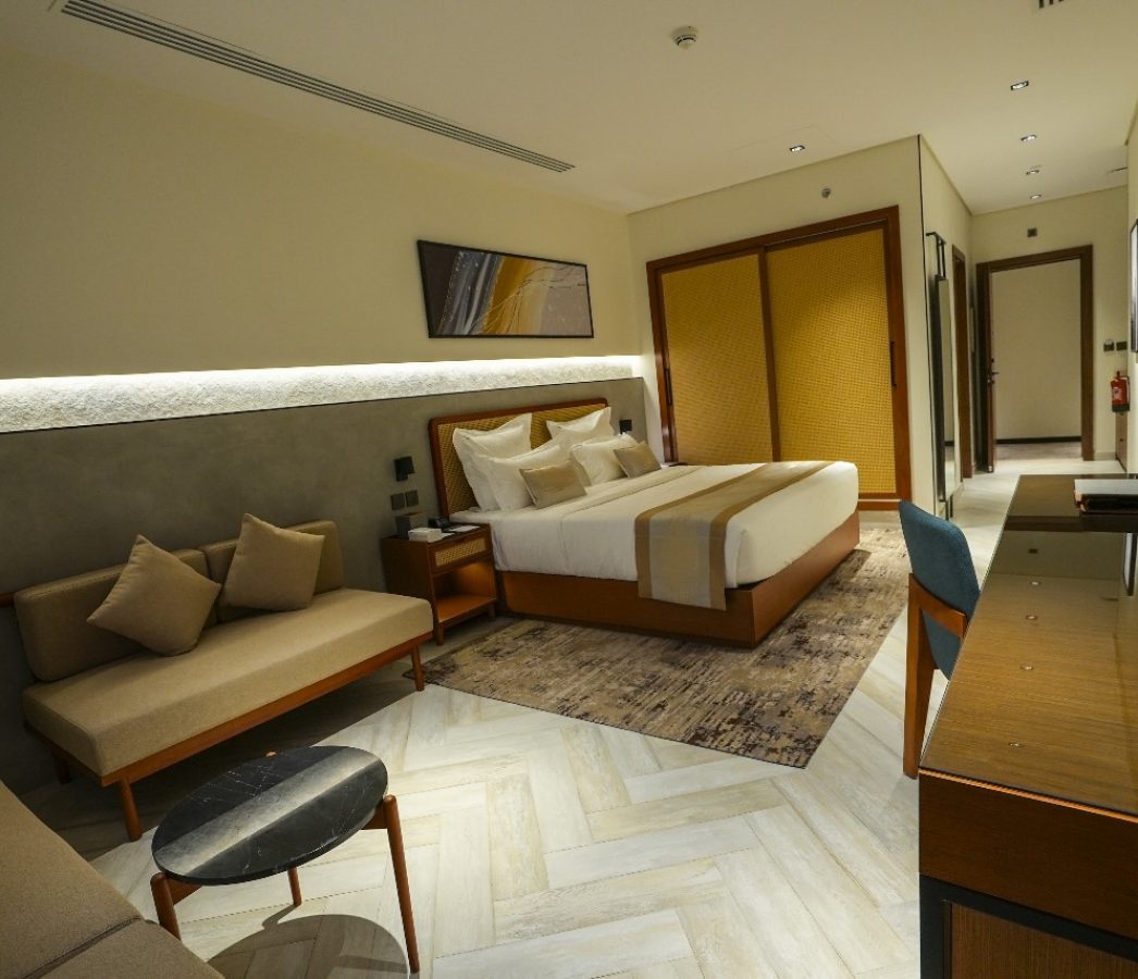 <a href="https://www.vivianparkhotels.com/ar/double-room-king-bed">غرفة مزدوجة بسرير كينغ <i class="fa fa-arrow-left"></i> </a>