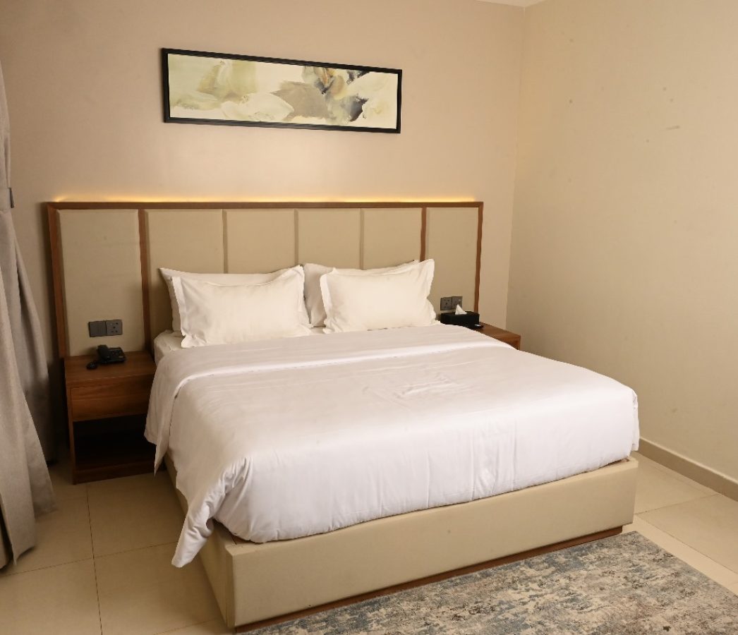 <a href="https://www.vivianparkhotels.com/ar/al-azazia-room-and-hall-suite">جناح غرفة وصالة  <i class='fa fa-arrow-left'></i></a>
