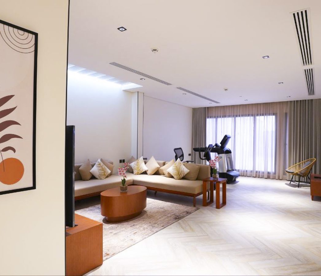 <a href="https://www.vivianparkhotels.com/ar/royalsuit">جناح ملكي<i class="fa fa-arrow-left"></i></a>